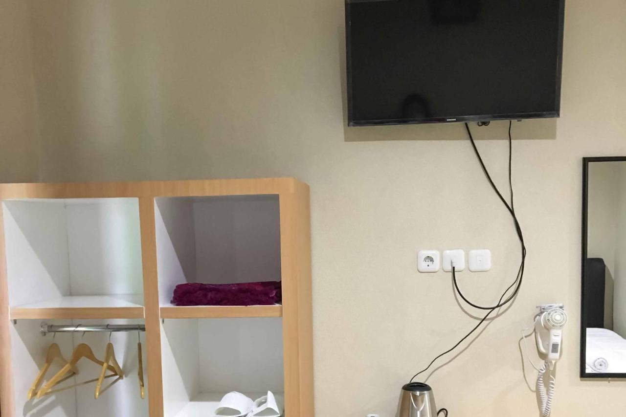 Wisma Syariah Uinsu Medan Mitra Reddoorz エクステリア 写真